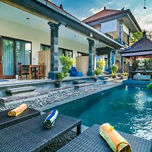 Guest house The Village ***
