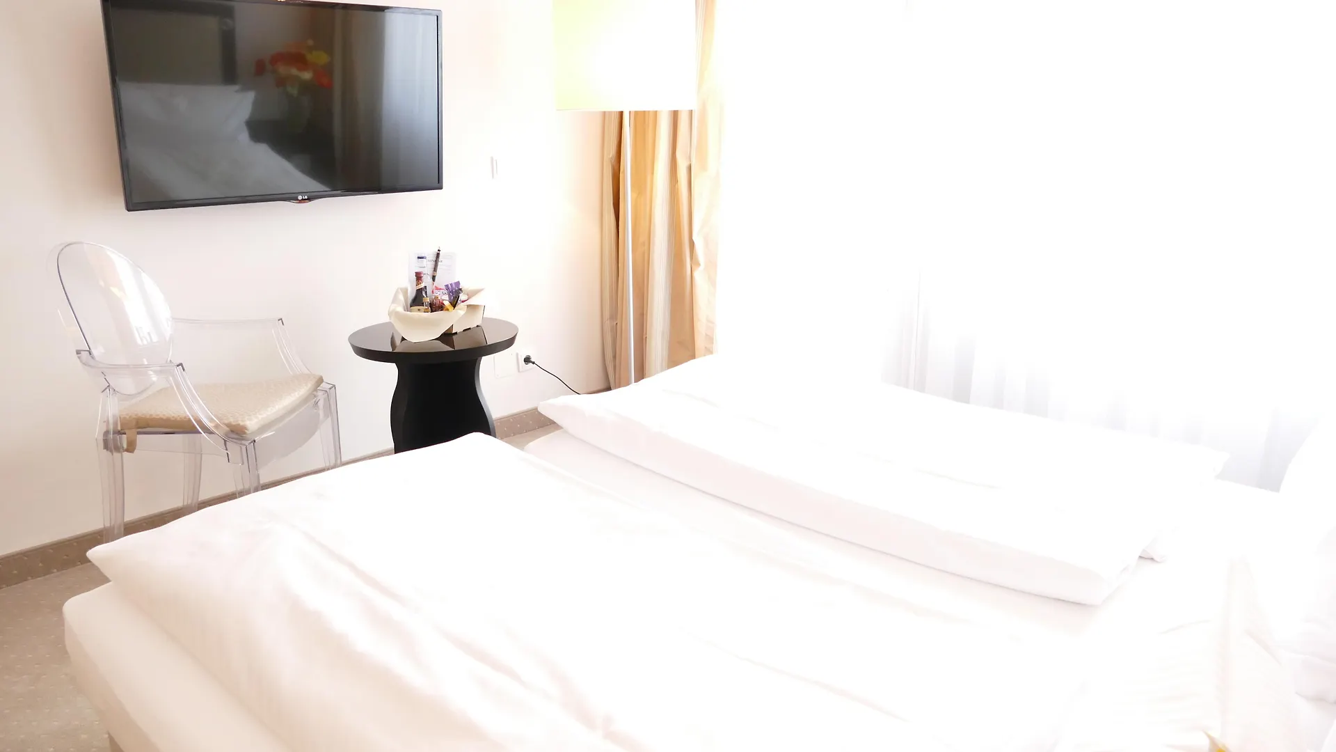 Hotel an der Oper München 4*,