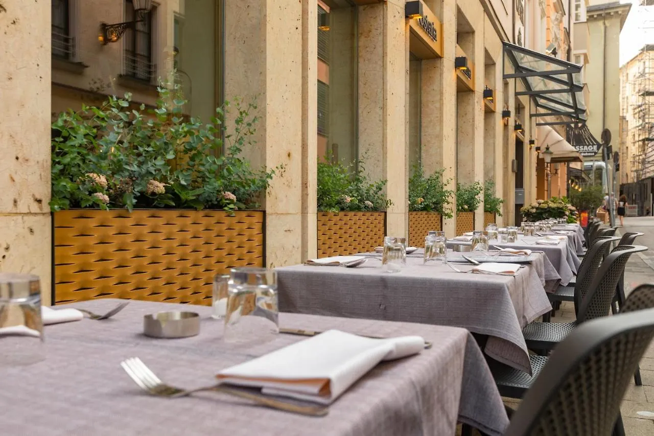 Hotel An Der Oper Munich 4*,